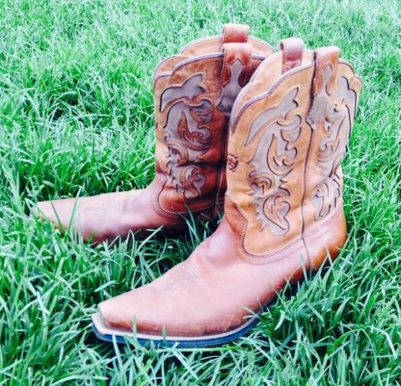 Andrea's Boots (via Twitter)