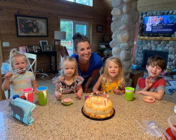 69898964_2546157085434521_228696146539708416_o