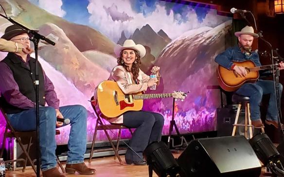 020920.f.ff_.veedercolumn